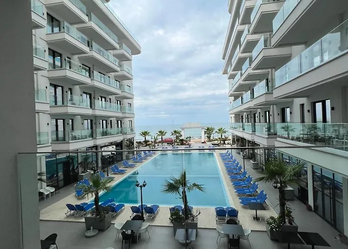 Otel Tanushaj Shengjin 5*